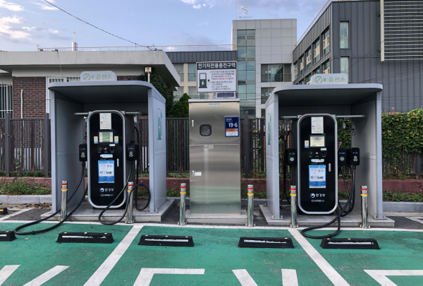 전기차 충전소 모습