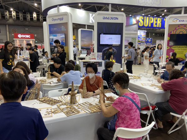 싱가포르 관광박람회서 대전의료관광 홍보 진행 모습