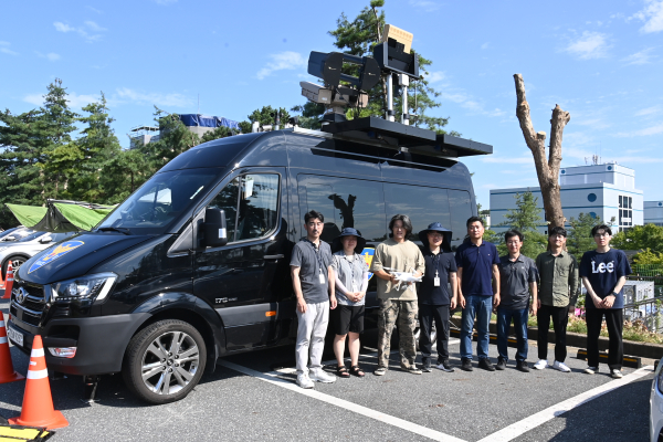 EO,IR 연동 레이다 불법드론 탐지 및 추적 기술을 개발한 공동 연구진(ETRI, 한화시스템, 삼정솔루션)