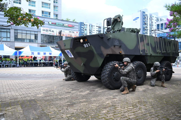 20일, 서대전역에서 폭발물 테러 상황에 대비한 화재 대응 훈련 진행 모습