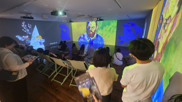 지난 18일까지 운영된 미디어아트 기획전 ‘거장의 팔레트 빛을 만나다’ 전시장 모습