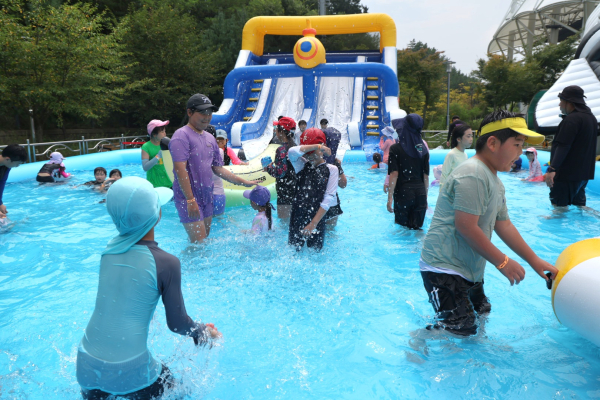 지난 24일 태안군청소년수련관에서 진행된 ‘2024년 제1차 태안군 청소년 어울림마당’ 모습.