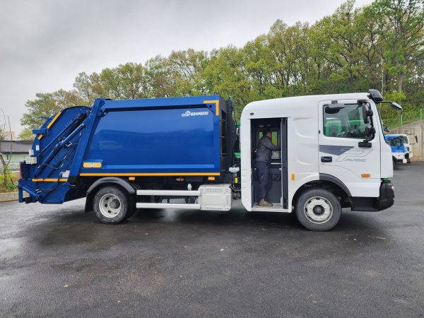 저상형 청소차 모습