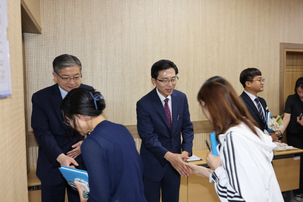 한태희 교육장 취임식 모습