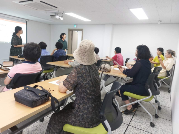 스마트폰 활용법 모습
