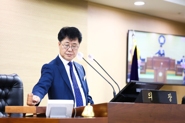청양군의회 제304회 임시회 개회식 모습