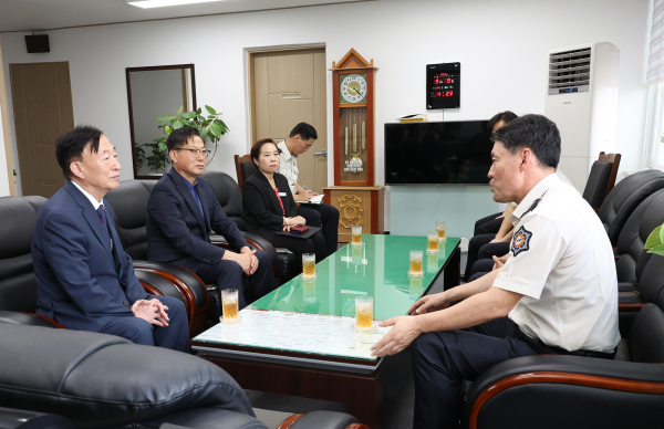 추석명절 맞이 대덕소방서 위문 방문한 설동호 교육감