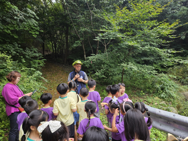 수목원서 ‘아토피 힐링캠프’ 진행 모습