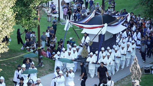 무령왕의 길 퍼포먼스 모습