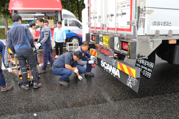 화물차 무상점검 서비스 현장 사진