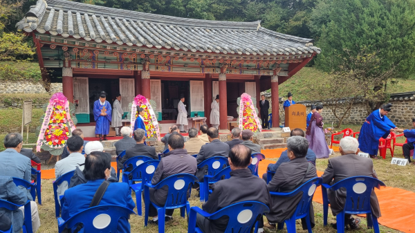 번암 채제공 선생의 추계 제향 봉행 모습