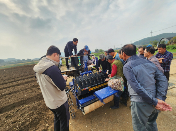 지난 28일 원북면 양산리에서 열린 평가회 모습.