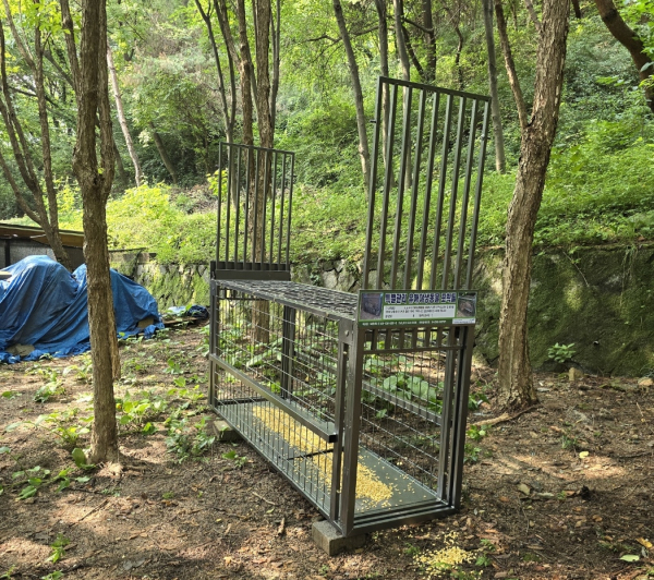 멧돼지 포획틀 모습.