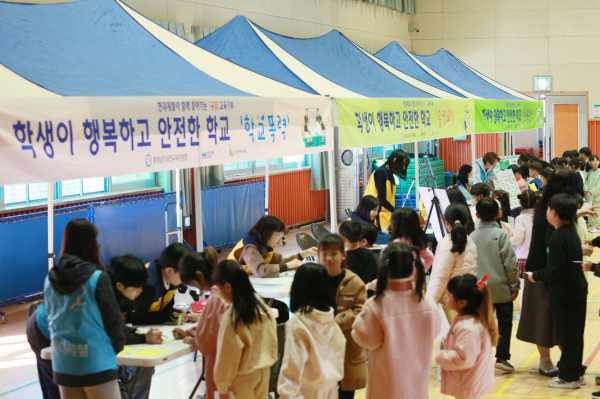 현대제철 당진제철소는 7일 서정초에서 찾아가는 공감 교육  활동