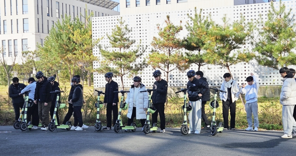 19일 고3수험생 대상 안전교육 체험 행사(전동킥보드 안전교육)