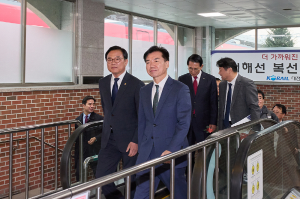 21일 아산 인주역에서 열린 ‘베이밸리 1호 사업 조기완성 기념행사’