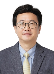 김용석 의료정보원장