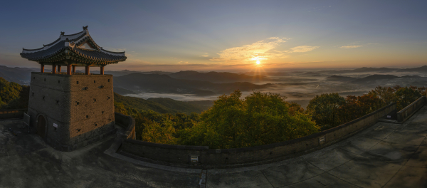 2024 천안의 사계 사진 공모전 석기철 대상-산성의 아침맞이