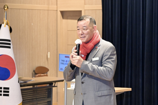 ‘희망 2025 나눔 캠페인’ 이웃돕기 성금 순회모금 행사 진행 모습