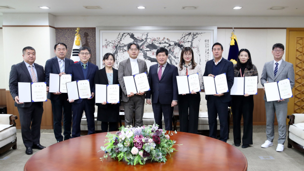 충남도의회 사령장 수여식 (5급 이상)