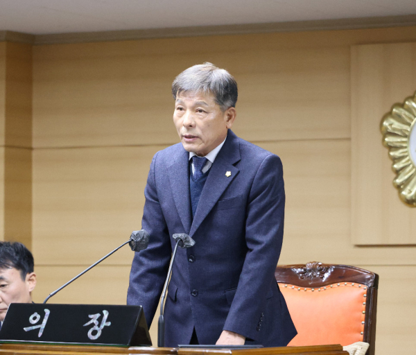 김영춘 부여군의회 의장