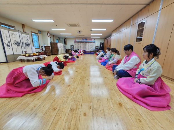 지난해 설맞이 가족과 함께하는 세대공감 예절 체험 운영 모습