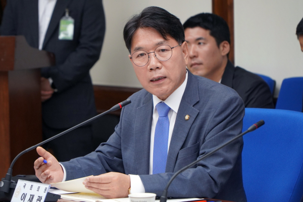 이재관 국회의원(더불어민주당, 충남 천안시을)./사진=의원실 제공<br>