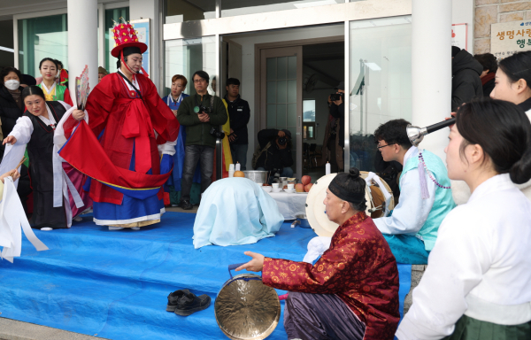 지난해 열린 황도 붕기풍어제 모습(2024. 2. 11.).