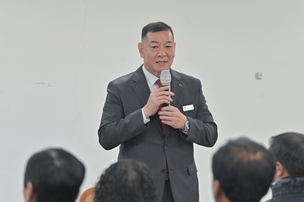 최원철 시장, 옥룡동 시민과의 대화 진행 모습