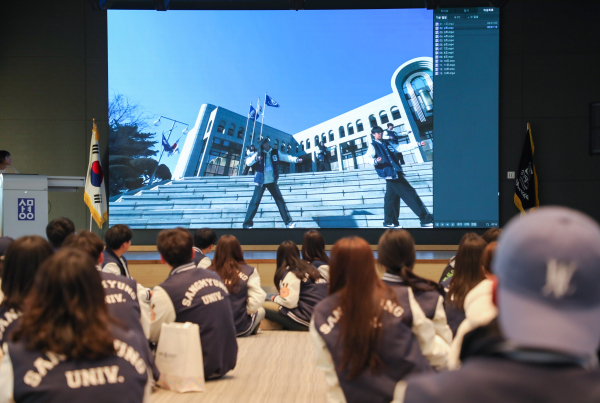 제작숏폼 감상 모습