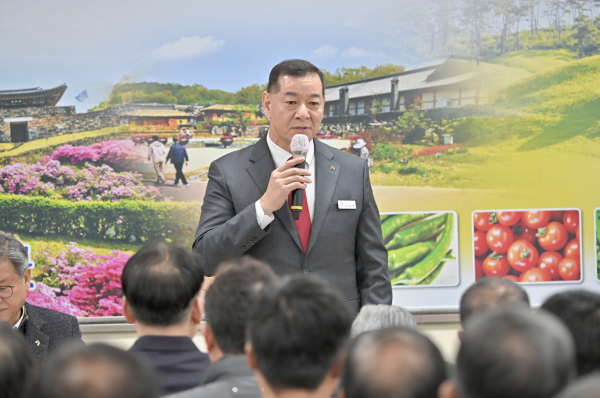 20일, 최원철 시장, 우성면 행정복지센터에서 열린 시민과의 대화 진행 모습