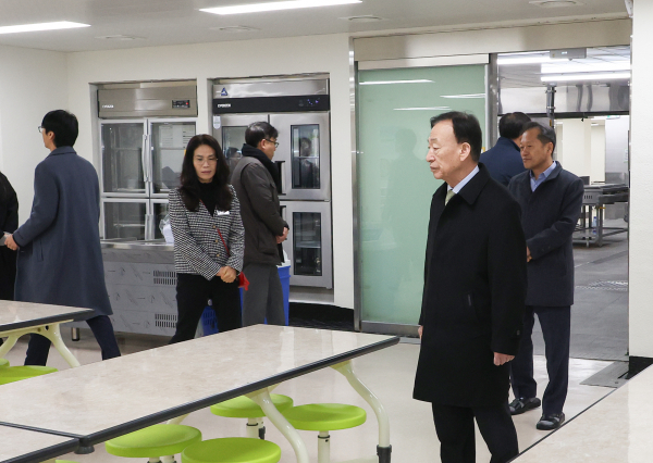 설동호 교육감, 대전원신흥초복용분교 재개교 준비 막바지 현장점검 진행 모습