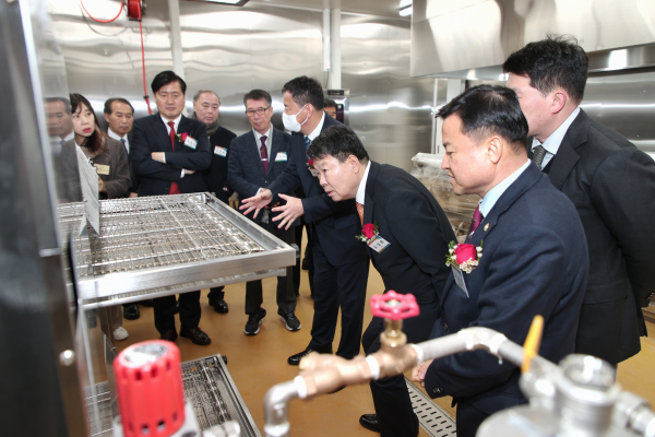 후레쉬퍼스트 준공식 개최 모습