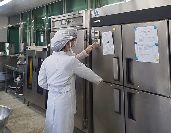 신규 영양교사 ‘1:1 찾아가는 맞춤형 컨설팅’ 진행 모습