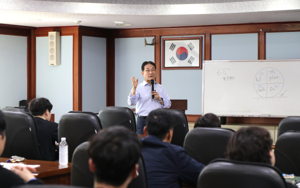 생산관리 담당자 40여 명 대상 현장 낭비 개선 교육 개최