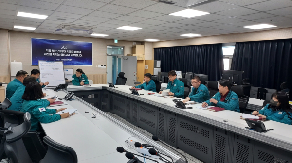 지난 19일, 재난안전상황실에서 행정안전체육국장 주재로 여름철 자연재난 사전대비 추진상황을 점검회의 개최