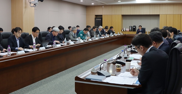 NST 산불 피해 대응 긴급 대책회의