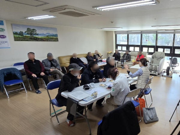 The 건강한 경로당 만들기