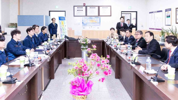 2일, 최민호 시장, 동양에이케이코리아 방문 간담회 모습