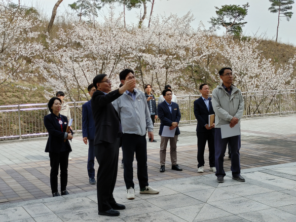 이동옥 충북도 행정부지사, 영동세계국악엑스포 준비 현장 방문 모습