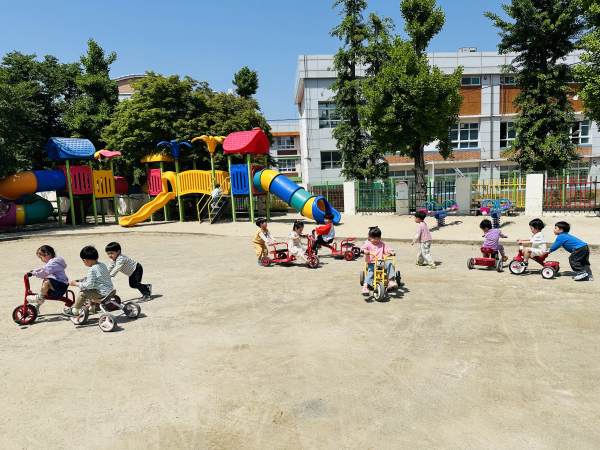 충남 거점형 돌봄 기관(유아 교육활동 사진)