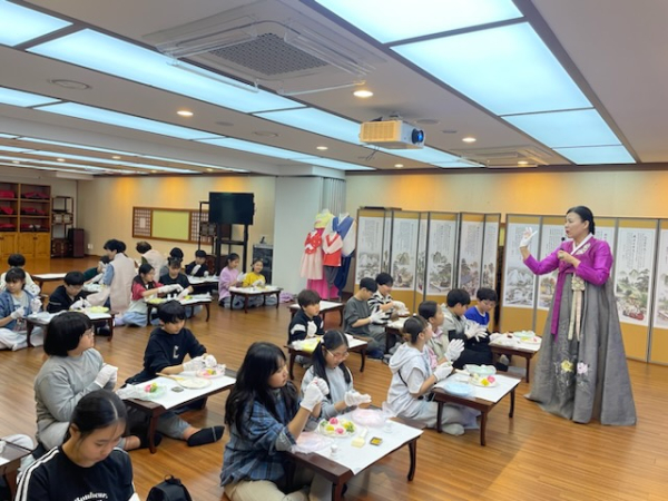 ｢세대공감 효‧인성 체험 캠프｣ 운영 모습