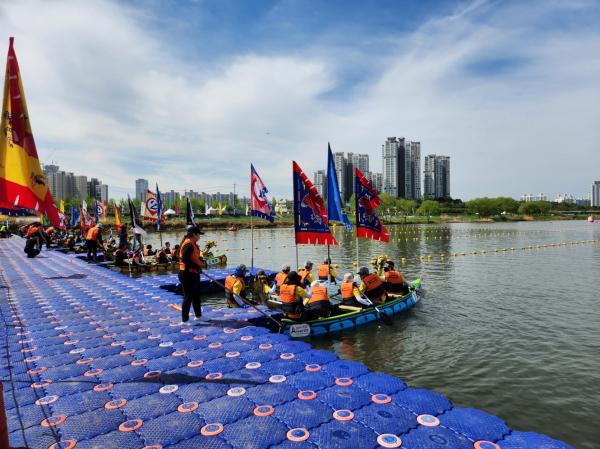 제2회 충무공 이순신장군배 전국 노젓기 대회 행사 모습
