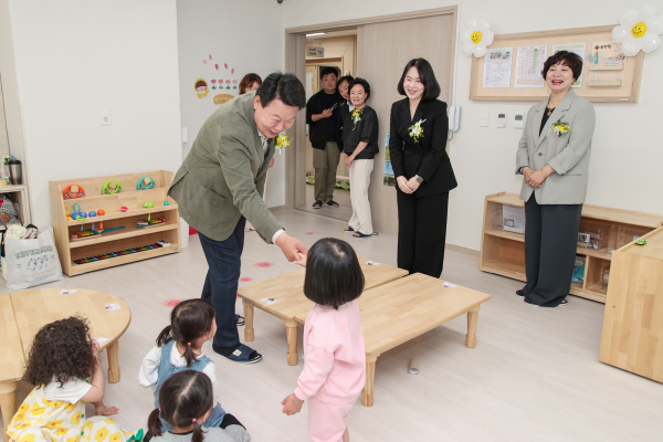 호반누리어린이집 어린이집 개소식 모습