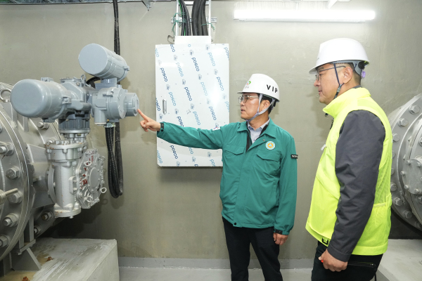 김석필 권한대행이 봉명 자연재해 위험개선지구 현장 방문 모습