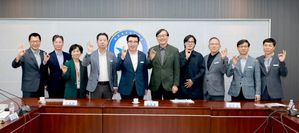 충청남도 총괄건축가 김광현 교수와 간담회 개최 기념사진