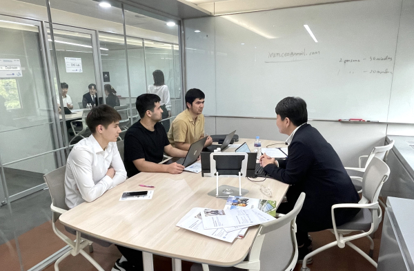 대전상의-솔브릿지 국제경영대학, 지역기업 채용설명회 개최 모습