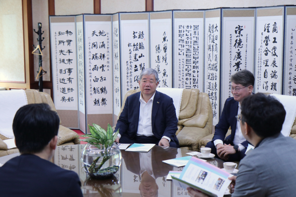 대전상의-부여군, 지역 기업 교류 활성화 및 지원방안 논의 모습