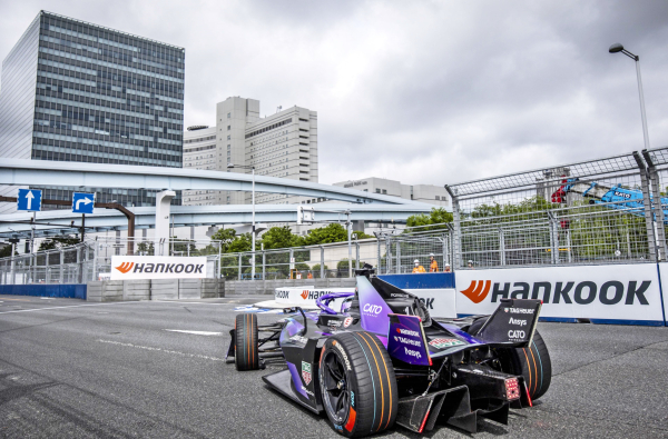 포뮬러 E 2025 도쿄 E-Prix 경기 장면