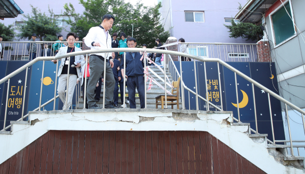 대전 서구 가수원동 은아아파트 일원 보행통로 현장점검 장면